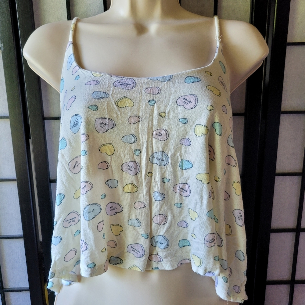 2/$8 • EUC Nollie Candy Hearts Crop Tank Top